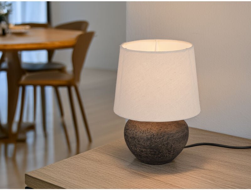 Rustikale Keramik Tischleuchte lou braun Stoffschirm in Beige, Höhe 25cm