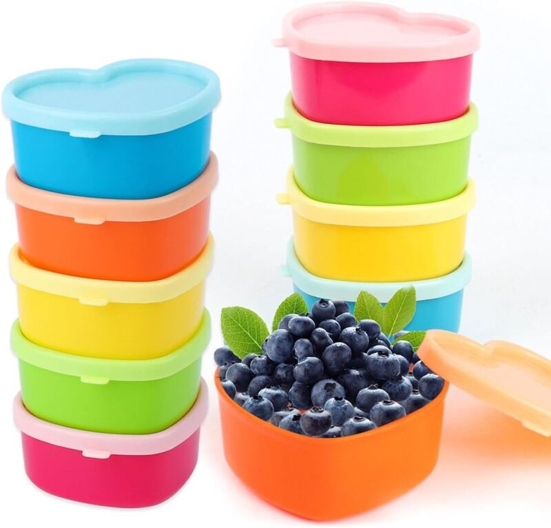 10 kleine herzförmige Lebensmittelbehälter aus Kunststoff mit Deckel, 5 Farben, für Soßen, Joghurt, Gewürze, Salatdressi...