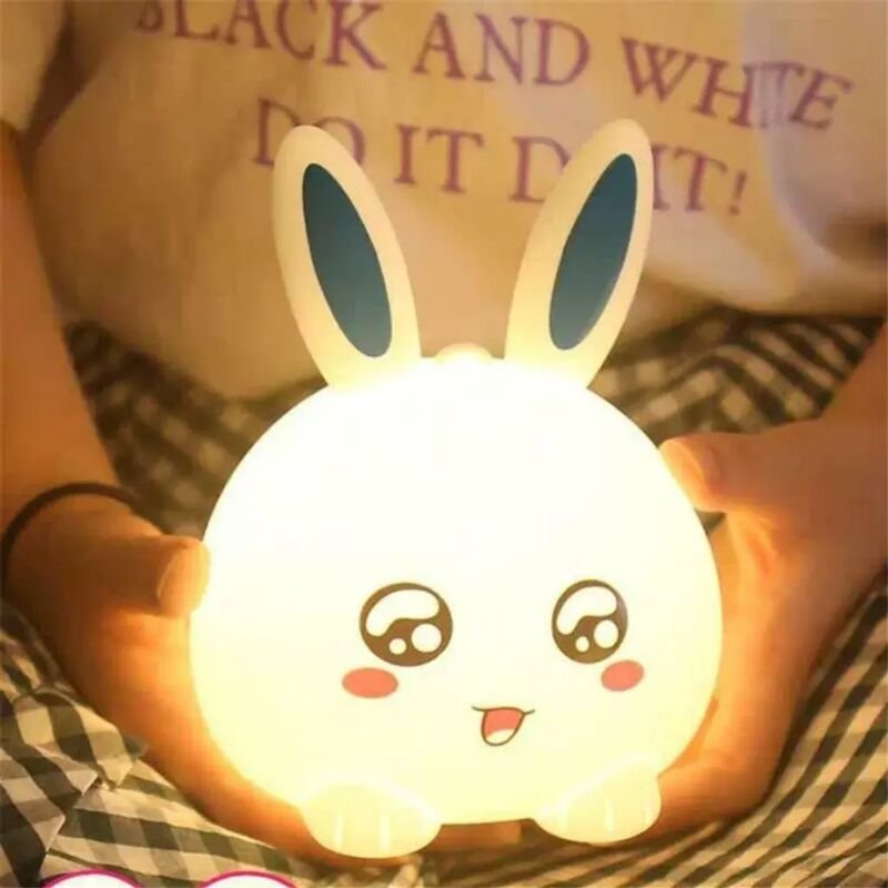 Niedliches Silikon-Nachtlicht in Hasenform mit 7 Nachtlichtmodi + Fernbedienung – ideales Geburtstagsgeschenk fürs Kinde...