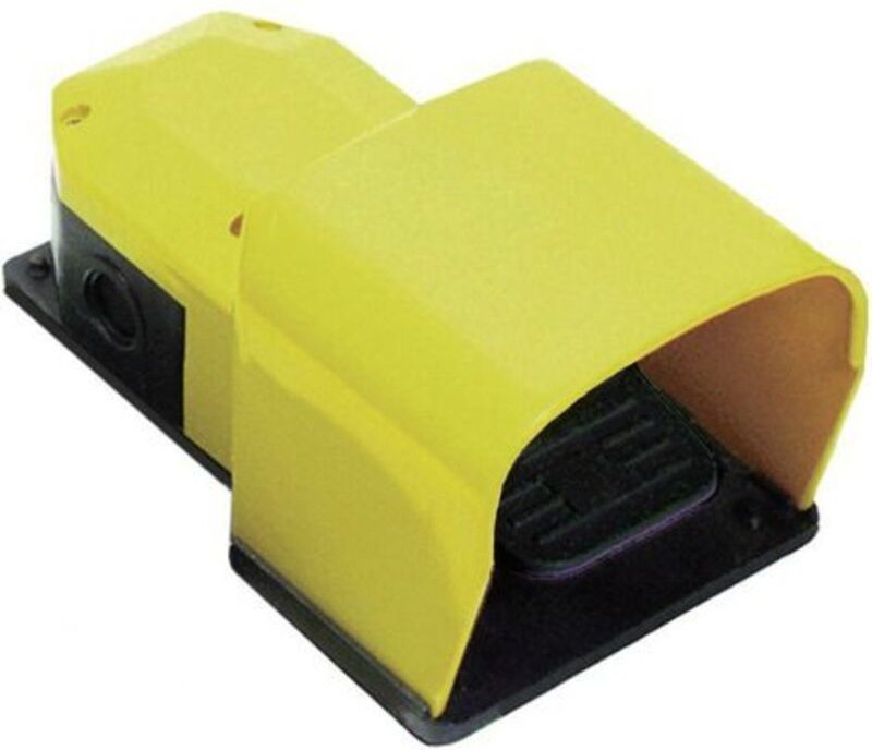 Pizzato Elettrica - px 10311-M2 Fußschalter 250 v/ac 6 a 1 Pedal mit Schutzhaube 1 Schließer, 1 Öffner