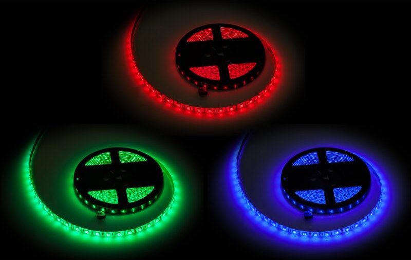 5 m lange LED-Lichterkette „Rebel“ (300 x 5050 SMD), RGB, wasserdicht, 12 V