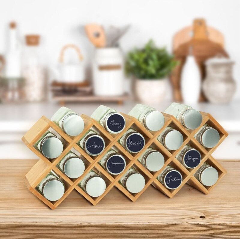 Gewurzregal aus bambus mit glasern - kuchenorganizer