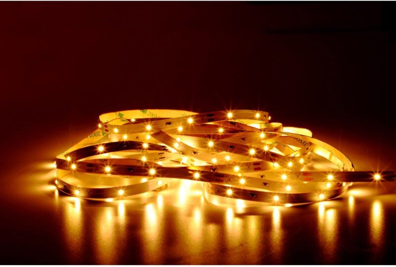 Muller Licht - Müller-Licht 20100319 LED-Streifen-Komplettset mit Stecker 230 v 3 m Warmweiß 1 St.