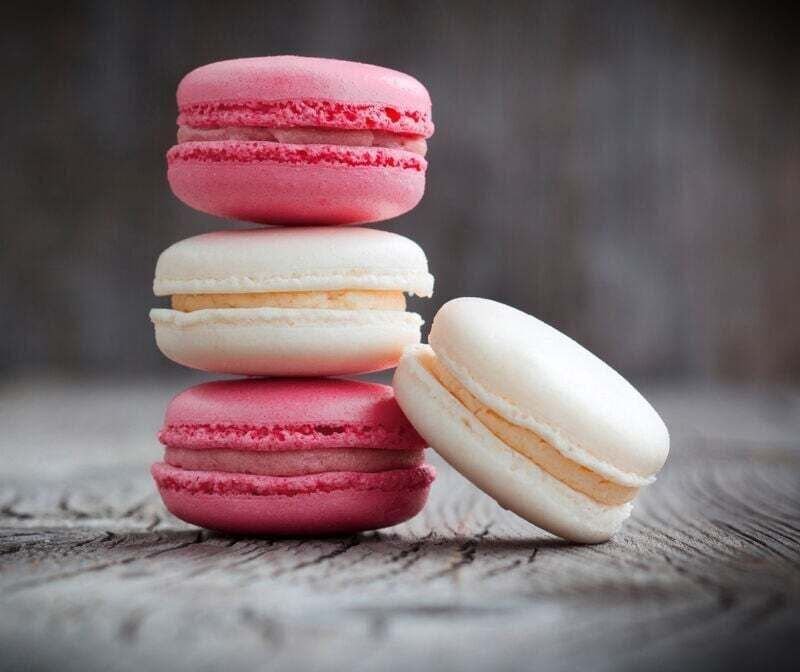 Küchenrückwand aus Glas „Macarons“, gehärtetes Glas, 60 x 50 cm, mehrfarbig