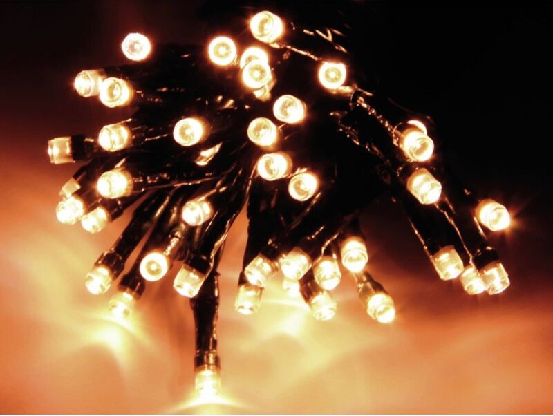Lichterkette mit 96 LEDs mit Timer & 8 Programmen für Innen & Aussen