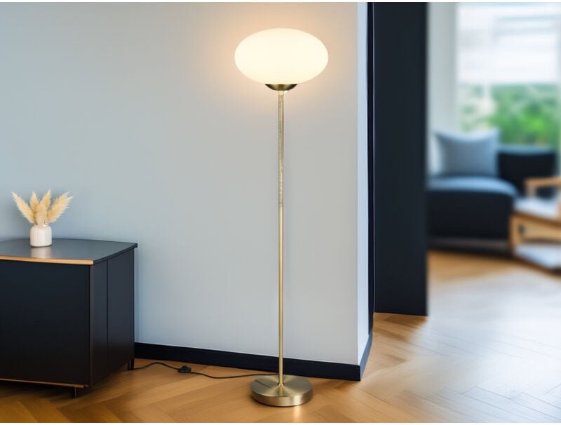 Trio - Retro Stehleuchte fomento Messing mit Glaskugel, Höhe 150cm