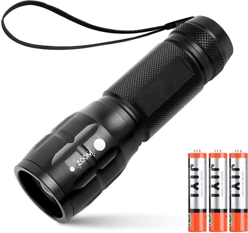 Leistungsstarke Taschenlampe, zoombar, wasserdicht (IPX4), 3 AAA-Batterien enthalten, LED aus Aluminium in Militärqualit...
