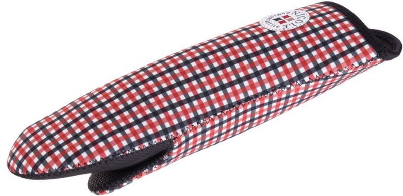 El guante de horno de neopreno resistente al calor CRATE protege tus manos