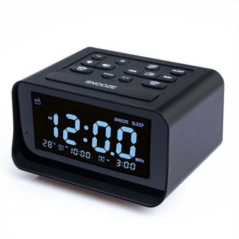 Digitaler Radiowecker mit Dual-USB-Ladegerät fürs Schlafzimmer, einstellbare Alarmlautstärke und Helligkeit (schwarz)