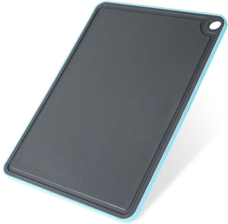 Cutting board in durable gray material does not absorb odors