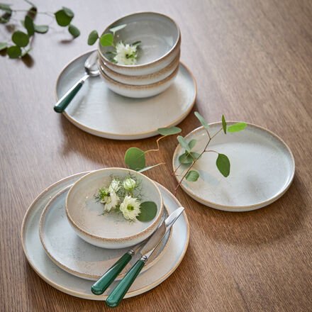 12-tlg. Geschirrset Steingut - Cremeweiße Spezialglasur, modern & edel, spülmaschinenfest, mikrowellengeeignet, robust &...