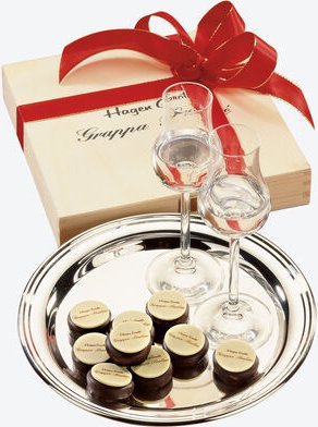 Grappa-Pralinen, 16 Stück, 200 g in Holzkiste