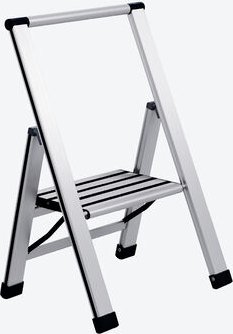 1-Stufen Sicherheitsleiter,44 x 35 x 71 cm hoch, zusammengeklappt 44 x 5,5 x 76 cm hoch, wiegt 3 kg, höchste Stufe 26 cm