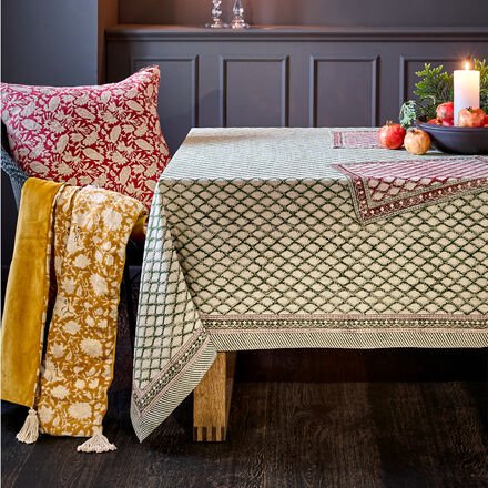 Tischdecke "Zypresse" - 100 % Leinen, handwerklich und umweltschonend gefertigt, von Hand bedruckt, 170/270 cm, Grün