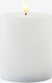 LED-Stumpenkerze aus Echtwachs, 20 cm hoch - Flackerndes LED-Licht, batteriebetrieben, weiß, Ø 7,5 cm, Fernbedienung sep...