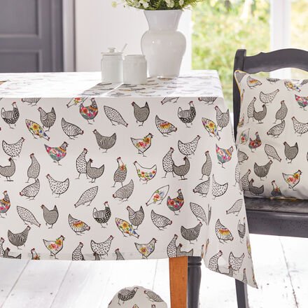 Tischdecke Hühnerschar, 150 x 250 cm