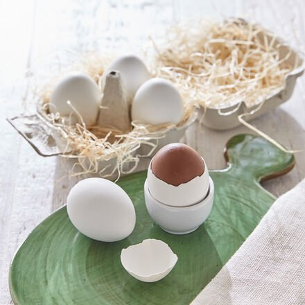 Nougat-Eier in echter Eierschale - 4 Stück, Handgefertigt in Deutschland, zartschmelzend mit Haselnuss, natürliche Zutat...