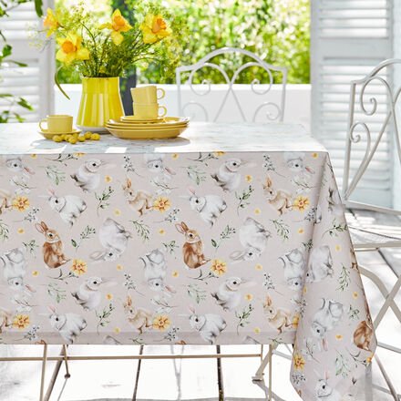 Tischdecke Hase mit Blumen, 150 x 250 cm, 100 % Baumwolle, OEKO-TEX® STANDARD 100, Feinwäsche 30 °C