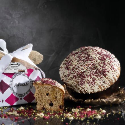 Panettone mit Pistaziencreme 750 g - kandierte Himbeeren (8,5 %), Pistazienfüllung (14 %), in Geschenkverpackung, italie...