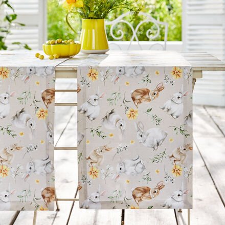 Tischläufer Hase mit Blumen, 40 x 140 cm, 100 % Baumwolle, OEKO-TEX® STANDARD 100, Feinwäsche 30 °C