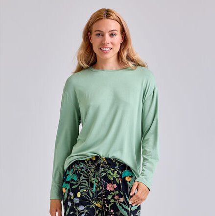 Thumbnail - Damen-Langarmshirt - Grün, 95 % EcoVero?-Viskose, 5 % Elasthan, Grün, Rückenlänge ca. 74 cm, Maschinenwäsche 30 °C, Größ...