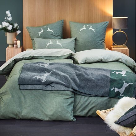 Flanell-Bettwäsche "Alpenchic" - Feinflanell 100 % Baumwolle, Grün/Grau, 135/200 + 80/80 cm, Hirschstickerei auf der Vor...
