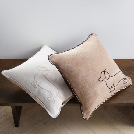 Fleece-Kissenhülle Dogs - 50/50 cm, Natur/Beige, 58 % Baumwolle, 35 % Polyacryl, 7 % Polyester, Feinwäsche 30 °C