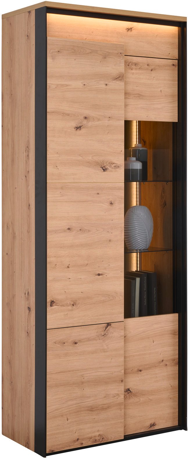Hom´in Vitrine, Holznachbildung