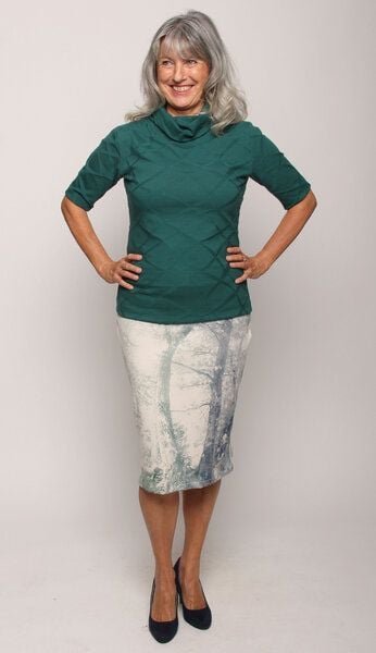 Peaces.bio - handbedruckte Biomode Bio-Strick-Rollkragenpulli in Grün