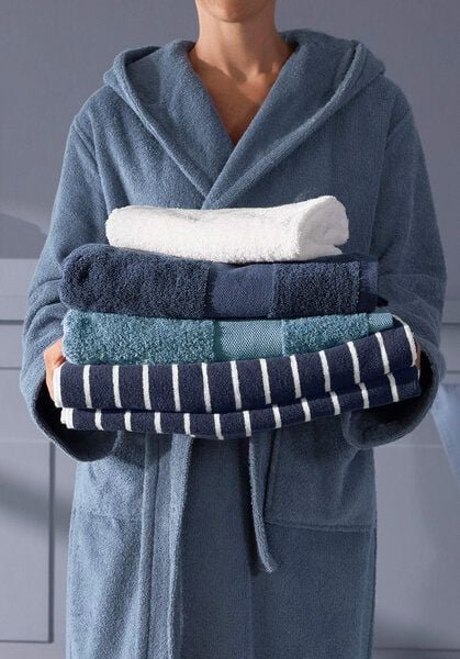 hessnatur Frottier-Handtuch Streifen aus reiner Bio-Baumwolle