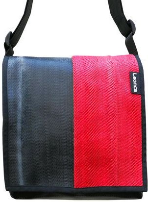 Leonca Taschen aus Feuerwehrschlauch in 3 Farben/ 5 Größen