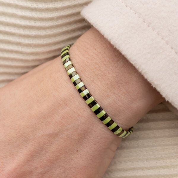 juni Armband Florvelle - handgemacht in Deutschland - mit verstellbarer Schiebeperle aus recyceltem Gold / Silber