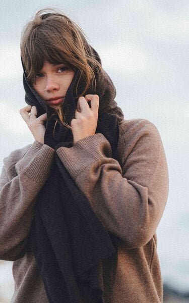 Kopyto MANUL - Großer Schal aus 100% Merinowolle RWS- zertifiziert Eco Feinstrick Plüsch