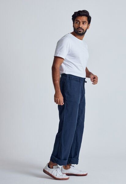 Flax and Loom Leinen Chino Relaxed Fit Modell: Bird