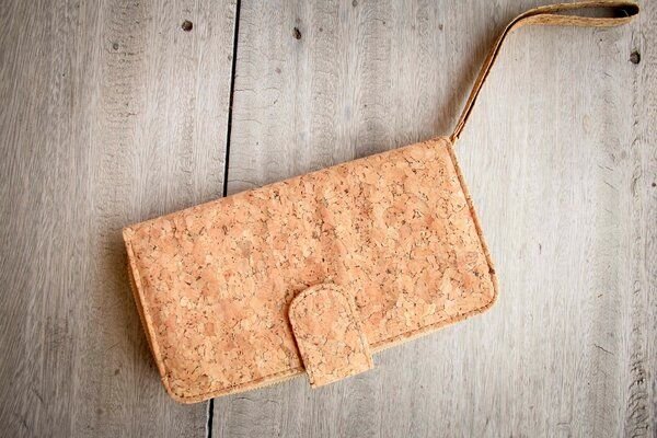 BY COPALA Portemonnaie aus Kork, praktische Brieftasche, handgefertigt und vegan (Nature)