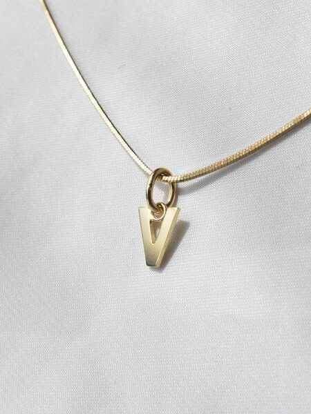 ST'ATOUR OMEGA – Buchstaben Anhänger A-Z