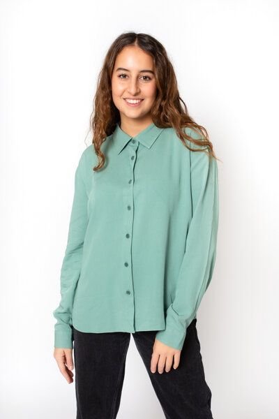 Zerum Bluse Modell: Simone aus EcoVero Viskose