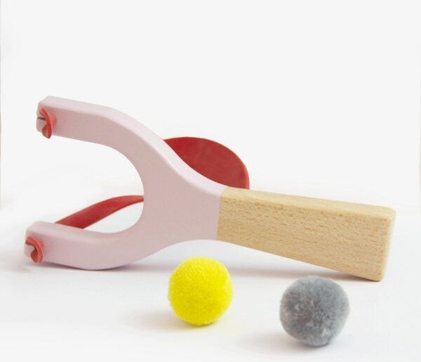 Steinschleuder aus Holz von Me&Mine