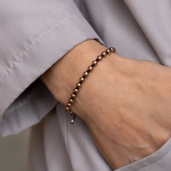 juni Perlenarmband "Velvet" mit verstellbarer Schiebeperle aus recyceltem Gold oder Silber