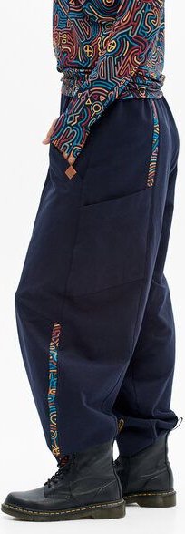 Thumbnail - KOKOworld Hose Coban – Knöchellange, schmal zulaufende Hosenbeine – Dekorative Teilungsnähte – Elastischer Bund – Fair p...