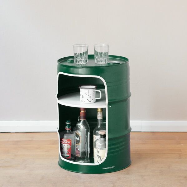 Lockengelöt Minibar aus einem kleinen Ölfass Hamburger Ölfass, made in Hamburg.