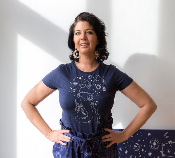 Sophia Schneider-Esleben T-Shirt Zodiac, Damen T-Shirt aus Bio-Baumwolle