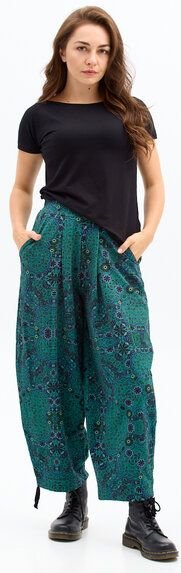 Hose Berlin – Bequeme Jogginghose – Weites Bein – Beinlänge mit Kordelzug verstellbar – Farbenfroher einzigartiger Print...