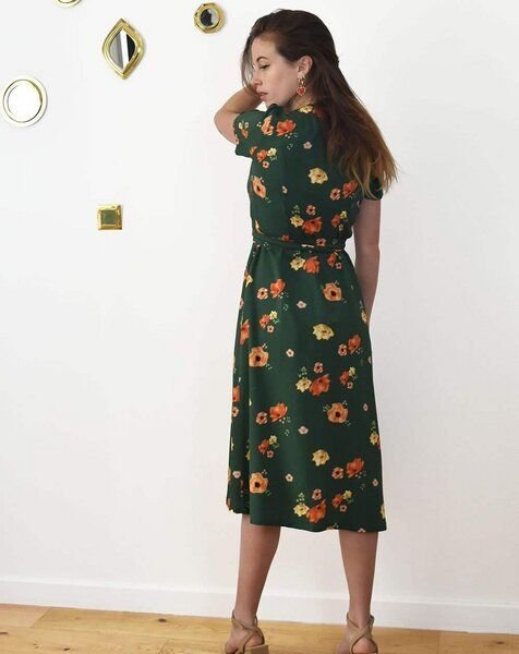 Thumbnail - Aatise Wickelkleid Zovy Schmetterlingsärmel Druck 100% EcoVero