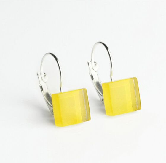 ALEXASCHA Geometrische Ohrringe hängend aus Glas | PUREFORM