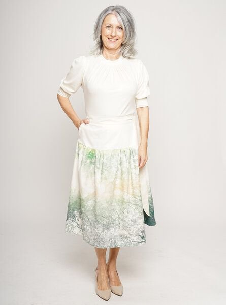 Peaces.bio - handbedruckte Biomode Wickelrock Sonnenlinde mit Passe