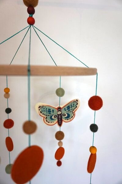 HipHip-Hurra Mobile Schmetterlinge Herbstfarben