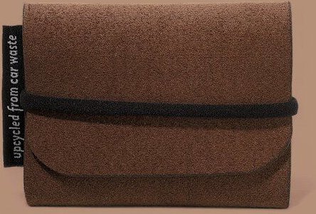 Airpaq Cardholder aus Autoschrott