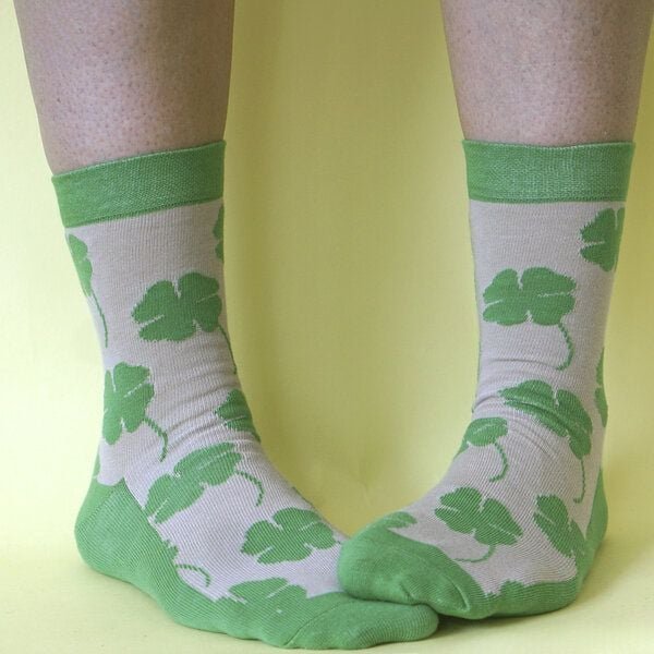 Fräulein Prusselise Kleeblatt Glück Socken grün beige bunt