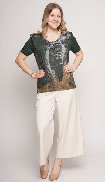 Peaces.bio - handbedruckte Biomode Edelshirt Eichentraum in Waldgrün